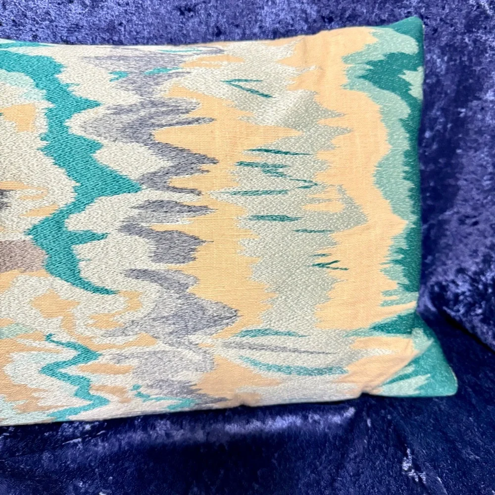 Seismic Pattern Sofa/Chair Lumbar Woven Pillow‎ in Peach, Teal, Silver, Cream